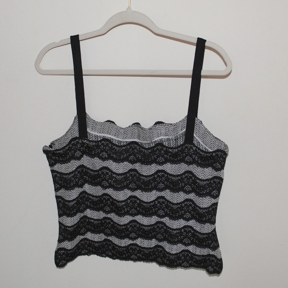 St. John Black & White Lace-like Tank Top - Picture 4 of 6